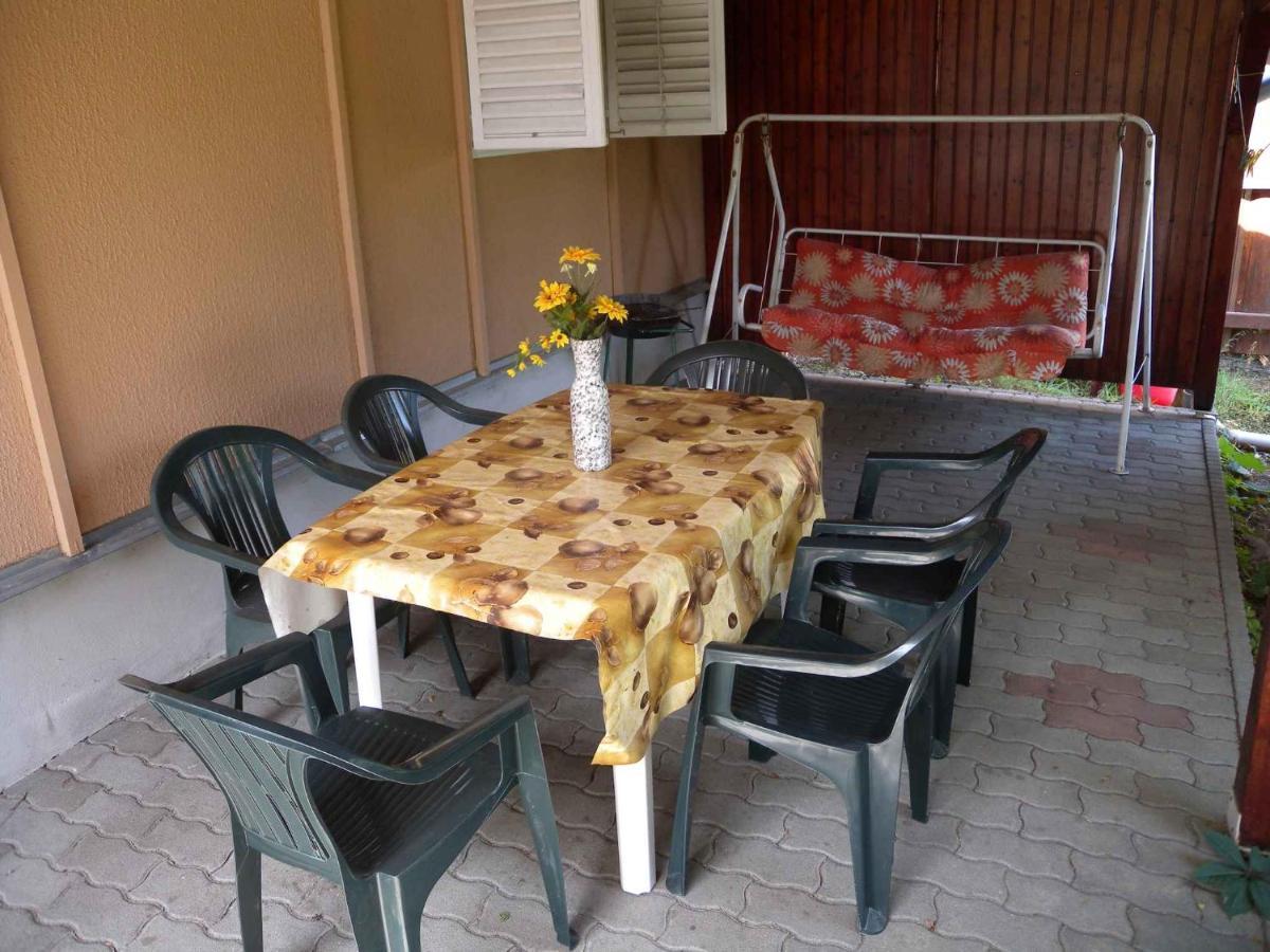 Holiday Home In Balatonfenyves 38374 エクステリア 写真